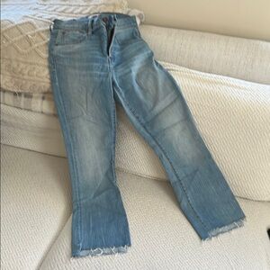 New! Madewell Cali Denim Bootcut Cropped Jeans (light wash)